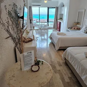 Beachfront With Ocean View , Cancun Mexico